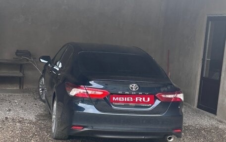 Toyota Camry, 2018 год, 2 900 000 рублей, 4 фотография