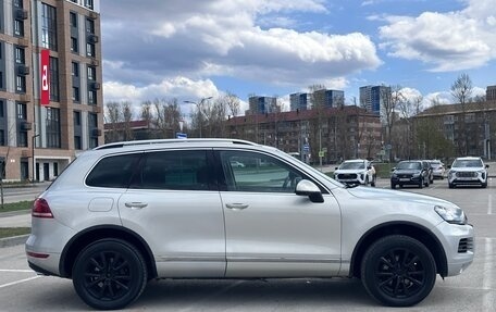 Volkswagen Touareg III, 2013 год, 1 295 000 рублей, 4 фотография