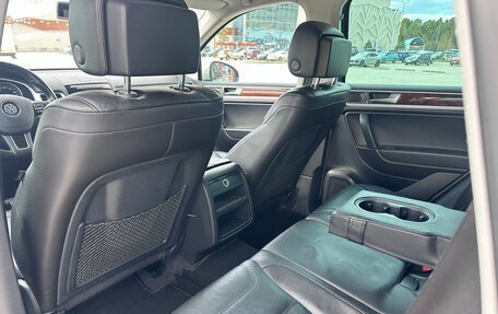 Volkswagen Touareg III, 2013 год, 1 295 000 рублей, 14 фотография