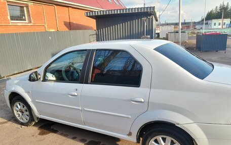 Renault Logan I, 2007 год, 300 000 рублей, 3 фотография