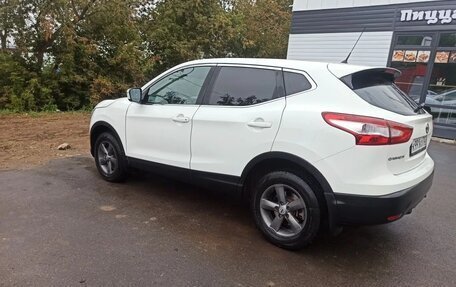 Nissan Qashqai, 2014 год, 1 350 000 рублей, 2 фотография