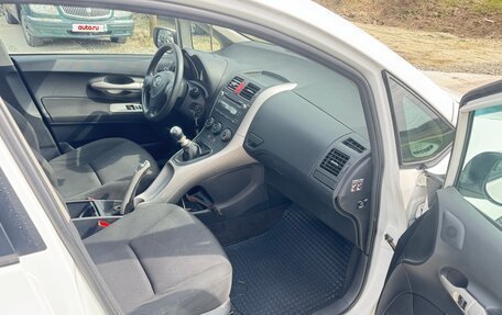 Toyota Auris II, 2009 год, 550 000 рублей, 8 фотография