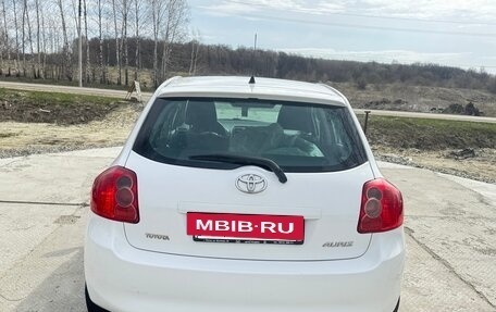 Toyota Auris II, 2009 год, 550 000 рублей, 4 фотография