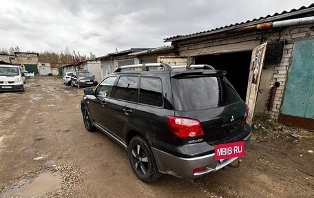 Mitsubishi Outlander III рестайлинг 3, 2007 год, 600 000 рублей, 3 фотография