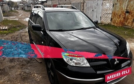 Mitsubishi Outlander III рестайлинг 3, 2007 год, 600 000 рублей, 7 фотография