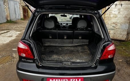 Mitsubishi Outlander III рестайлинг 3, 2007 год, 600 000 рублей, 16 фотография