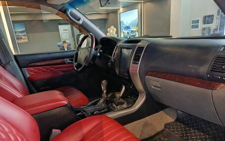 Toyota Land Cruiser Prado 120 рестайлинг, 2004 год, 1 500 000 рублей, 8 фотография