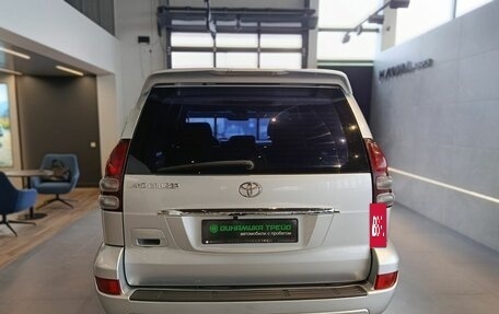 Toyota Land Cruiser Prado 120 рестайлинг, 2004 год, 1 500 000 рублей, 5 фотография