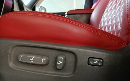 Toyota Land Cruiser Prado 120 рестайлинг, 2004 год, 1 500 000 рублей, 13 фотография