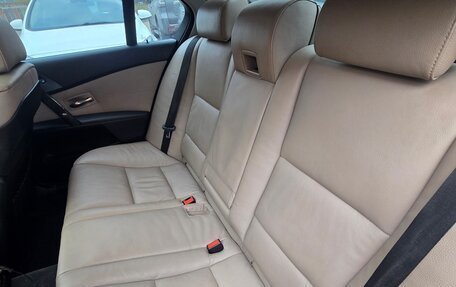 BMW 5 серия, 2006 год, 1 350 000 рублей, 11 фотография