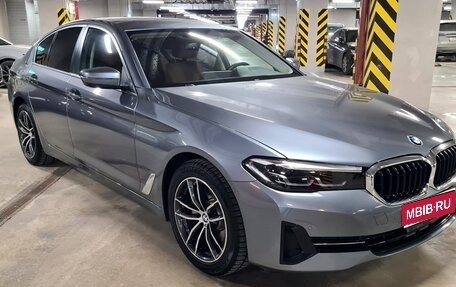 BMW 5 серия, 2021 год, 4 390 000 рублей, 1 фотография