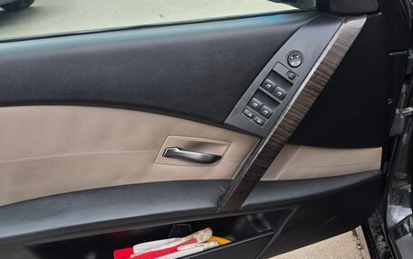 BMW 5 серия, 2006 год, 1 350 000 рублей, 21 фотография