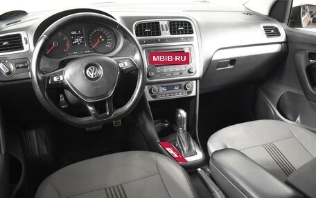 Volkswagen Polo VI (EU Market), 2017 год, 1 135 900 рублей, 6 фотография