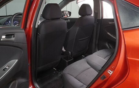 Hyundai Solaris II рестайлинг, 2015 год, 929 000 рублей, 11 фотография