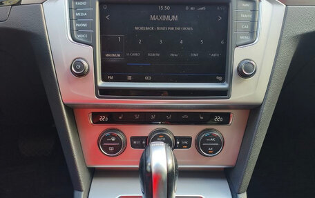 Volkswagen Passat B8 рестайлинг, 2016 год, 2 500 000 рублей, 18 фотография