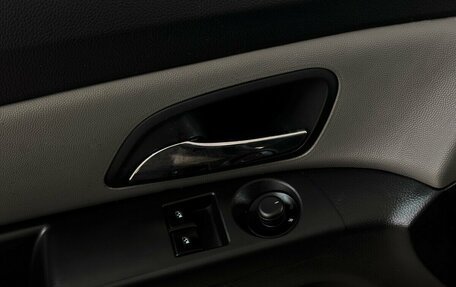 Chevrolet Cruze II, 2013 год, 700 000 рублей, 8 фотография