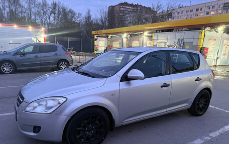 KIA cee'd I рестайлинг, 2007 год, 549 000 рублей, 2 фотография