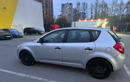 KIA cee'd I рестайлинг, 2007 год, 549 000 рублей, 4 фотография