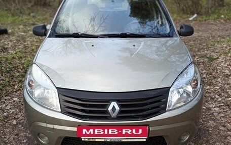 Renault Sandero I, 2012 год, 450 000 рублей, 2 фотография