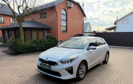 KIA cee'd III, 2019 год, 2 450 000 рублей, 2 фотография