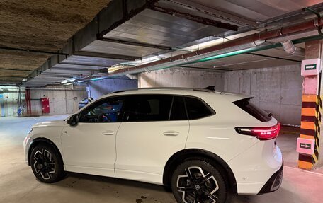 Volkswagen Tiguan, 2024 год, 4 650 000 рублей, 6 фотография