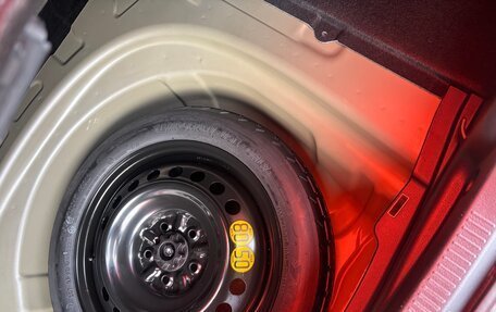 Toyota Camry, 2021 год, 2 850 000 рублей, 12 фотография