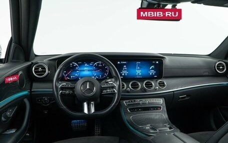 Mercedes-Benz E-Класс, 2021 год, 3 949 050 рублей, 6 фотография