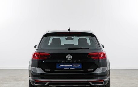 Volkswagen Passat B8 рестайлинг, 2019 год, 3 399 050 рублей, 4 фотография