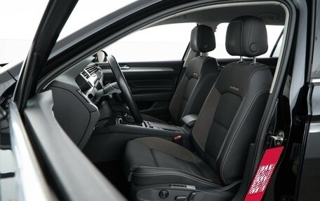 Volkswagen Passat B8 рестайлинг, 2019 год, 3 399 050 рублей, 10 фотография