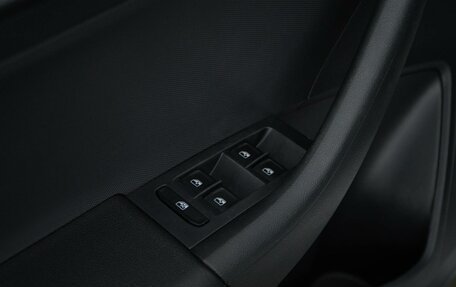 Skoda Rapid I, 2018 год, 1 599 050 рублей, 17 фотография