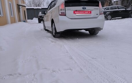 Toyota Prius, 2010 год, 1 150 000 рублей, 2 фотография