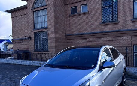 Hyundai Solaris II рестайлинг, 2014 год, 595 000 рублей, 3 фотография