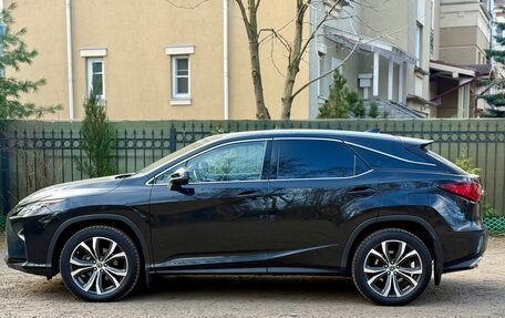 Lexus RX IV рестайлинг, 2019 год, 4 300 000 рублей, 9 фотография