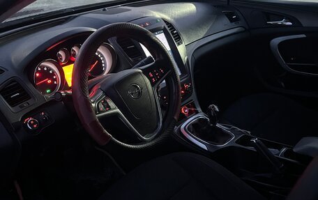 Opel Insignia II рестайлинг, 2011 год, 670 000 рублей, 9 фотография