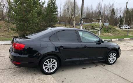 Volkswagen Jetta VI, 2014 год, 1 100 000 рублей, 2 фотография