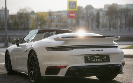 Porsche 911, 2020 год, 24 990 000 рублей, 4 фотография