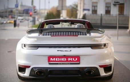 Porsche 911, 2020 год, 24 990 000 рублей, 13 фотография
