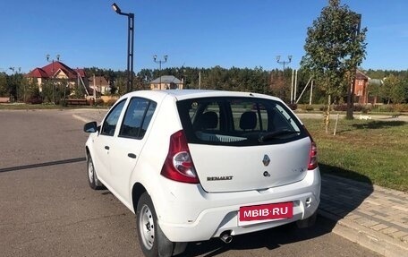 Renault Sandero I, 2014 год, 700 000 рублей, 3 фотография