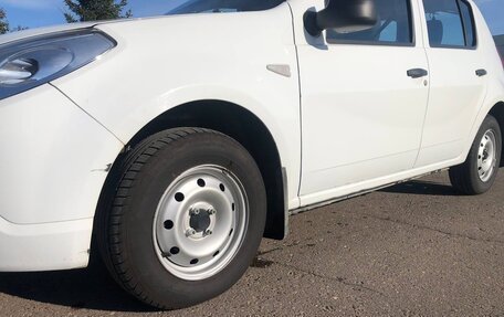 Renault Sandero I, 2014 год, 700 000 рублей, 6 фотография