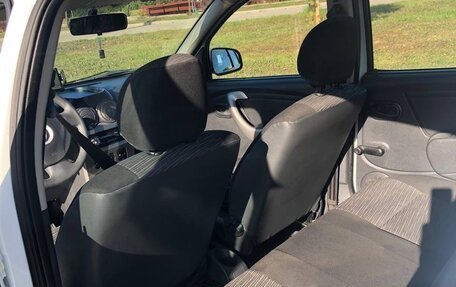 Renault Sandero I, 2014 год, 700 000 рублей, 10 фотография