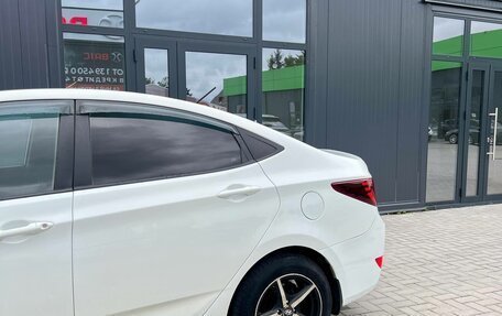 Hyundai Solaris II рестайлинг, 2015 год, 900 000 рублей, 4 фотография