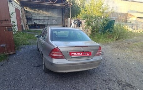 Mercedes-Benz C-Класс, 2004 год, 800 000 рублей, 11 фотография