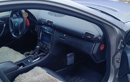 Mercedes-Benz C-Класс, 2004 год, 800 000 рублей, 19 фотография