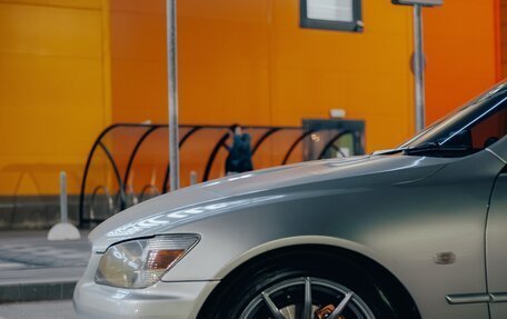 Toyota Altezza, 1999 год, 990 000 рублей, 6 фотография