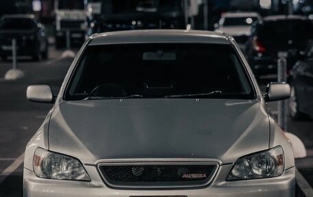 Toyota Altezza, 1999 год, 990 000 рублей, 12 фотография