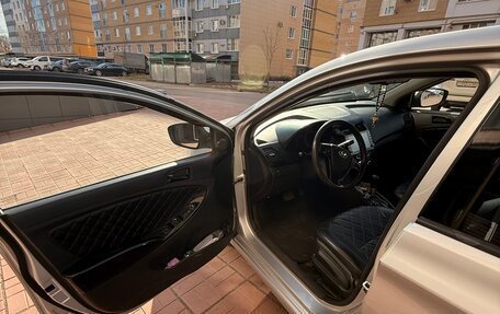 Hyundai Solaris II рестайлинг, 2011 год, 645 000 рублей, 6 фотография