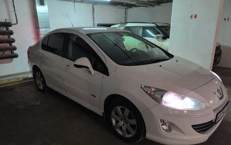 Peugeot 408 I рестайлинг, 2015 год, 850 000 рублей, 3 фотография