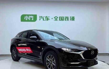 Mazda CX-4, 2023 год, 2 180 000 рублей, 3 фотография
