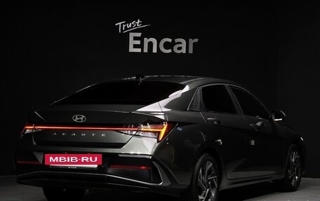 Hyundai Avante, 2023 год, 2 000 000 рублей, 3 фотография