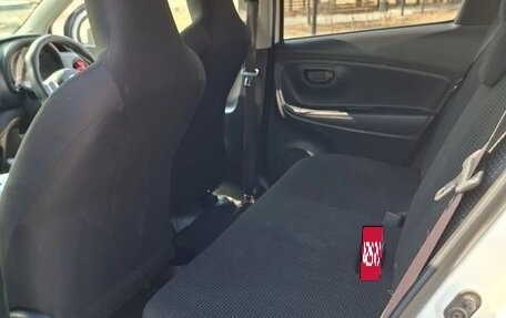 Toyota Vitz, 2015 год, 800 000 рублей, 9 фотография